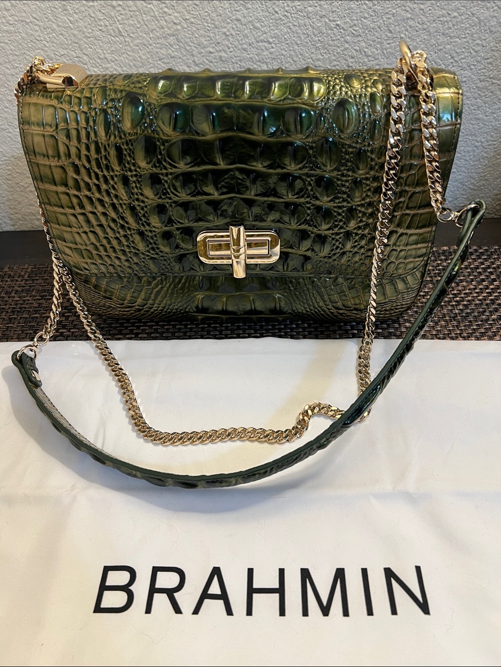Brahmin Olive Green Croc-Embossed Leather Crossbody with Gold Chain and Wallet - Picture 12 of 12